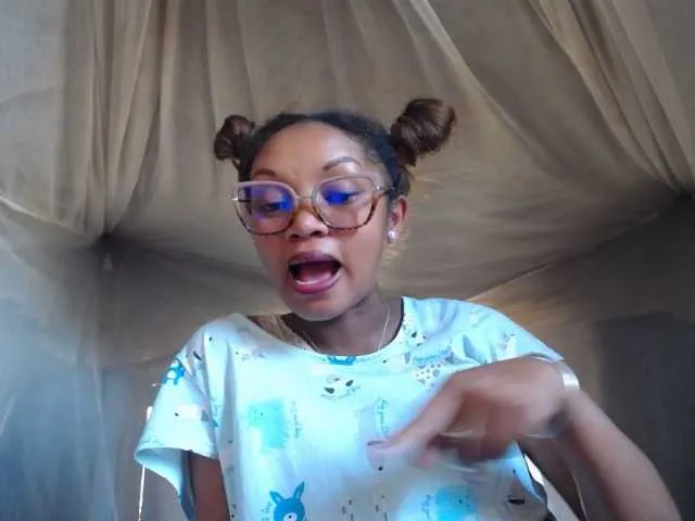 Live sex webcam photo for pretty-ass #291245268