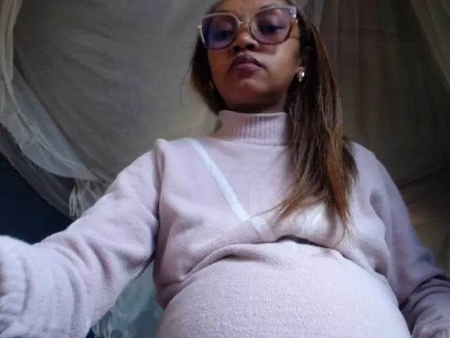 Live sex webcam photo for pretty-ass #291431821