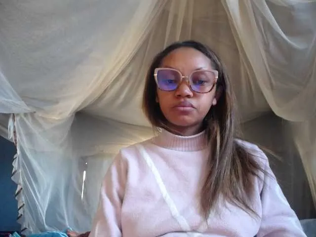 Live sex webcam photo for pretty-ass #291438927