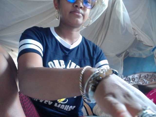 Live sex webcam photo for pretty-ass #292386797