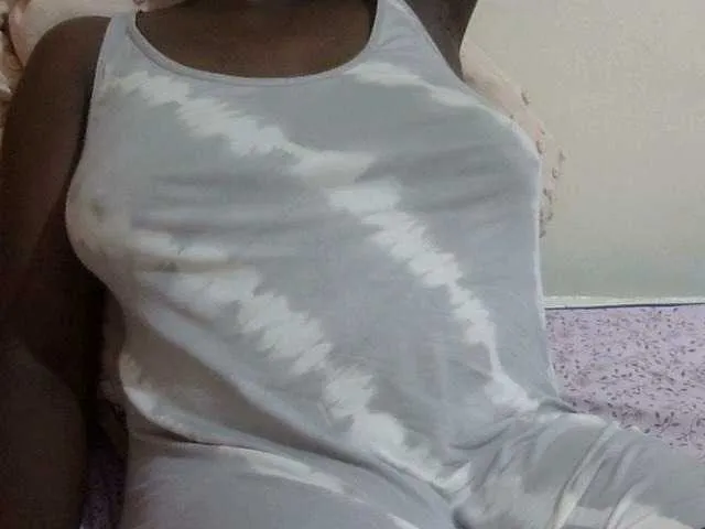 Live sex webcam photo for pretty-lioness #292818171