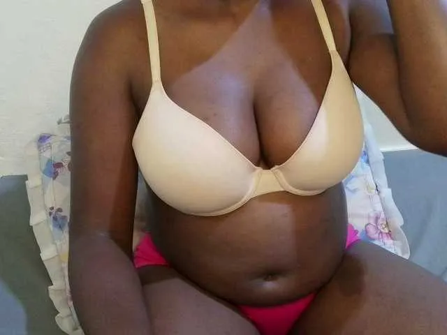 Live sex webcam photo for pretty-lioness #293374591