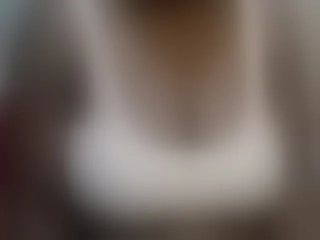 Live sex webcam photo for pretty-lioness #293982959