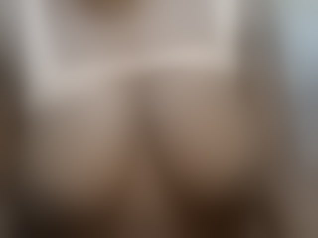 Live sex webcam photo for pretty-lioness #294025914