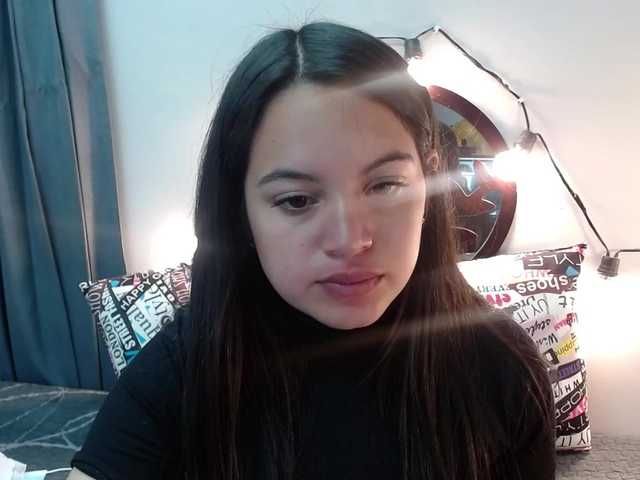 Live sex webcam photo for pretty-love #271751850