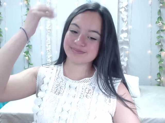 Live sex webcam photo for pretty-love #271765131