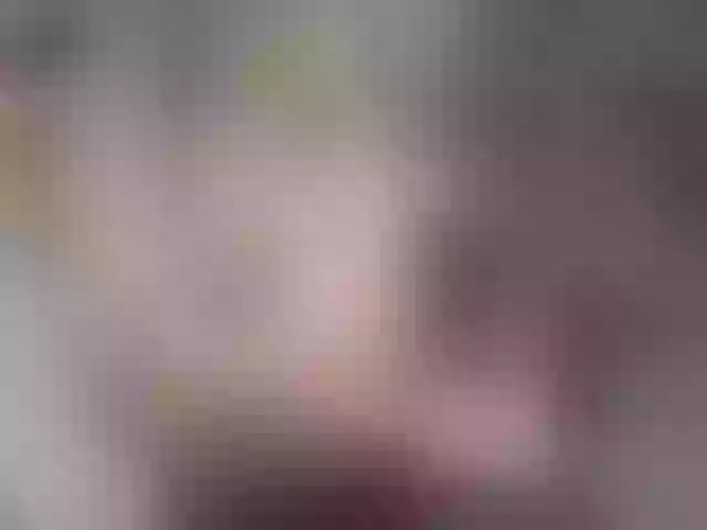 Live sex webcam photo for pretty-woman1 #275612115