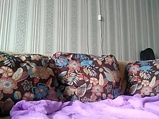 Live sex webcam photo for prettyKris #149363682