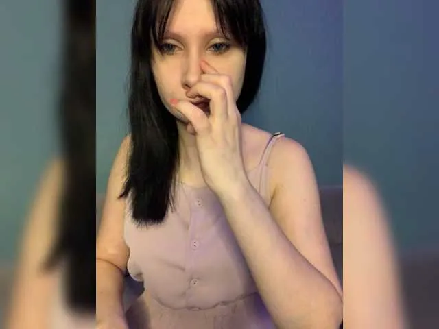 Live sex webcam photo for prettyKris #275738122