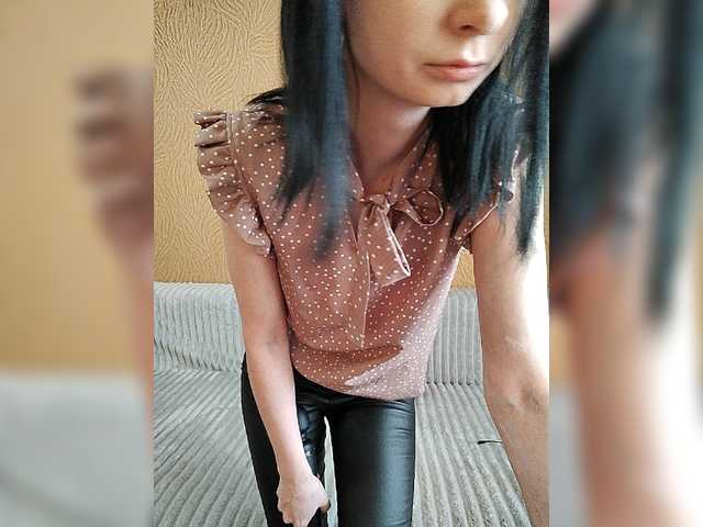 Live sex webcam photo for prettyKris #277191541