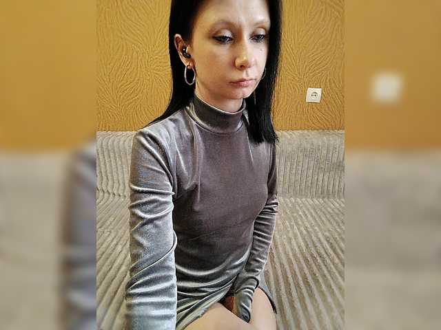 Live sex webcam photo for prettyKris #277427916