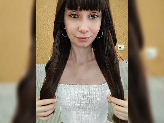 Live sex webcam photo for prettyKris #290865969