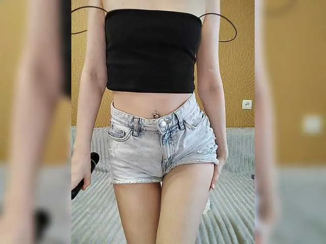 Live sex webcam photo for prettyKris #291228955