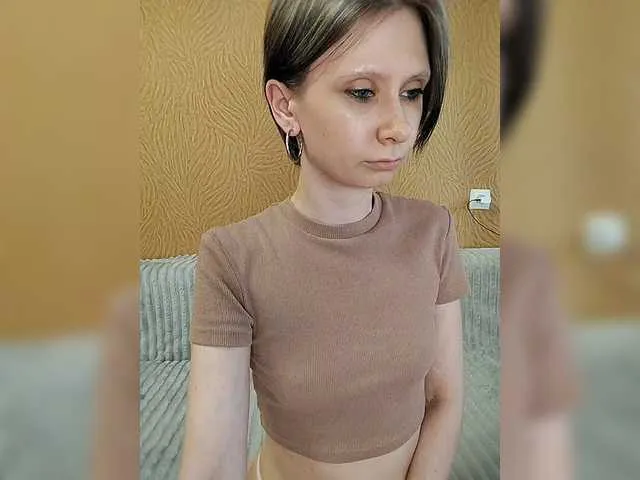 Live sex webcam photo for prettyKris #291284361