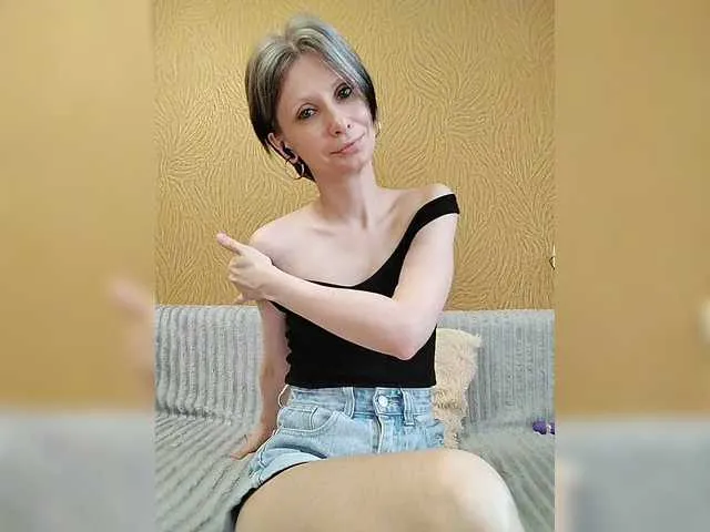 Live sex webcam photo for prettyKris #291310956