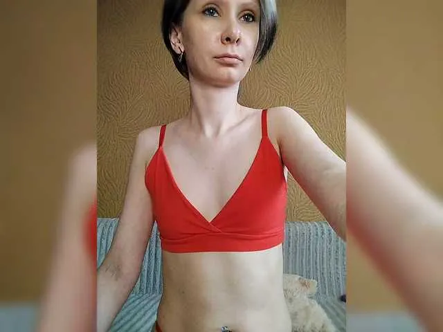Live sex webcam photo for prettyKris #291388720