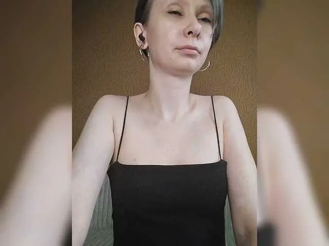 Live sex webcam photo for prettyKris #291551902