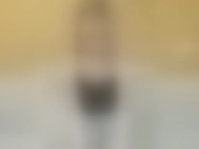 Live sex webcam photo for prettyKris #293849348
