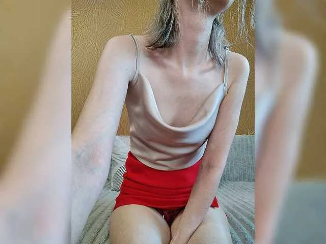 Live sex webcam photo for prettyKris #294010835