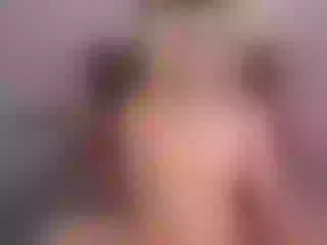 Live sex webcam photo for prettyjulia03 #277297996