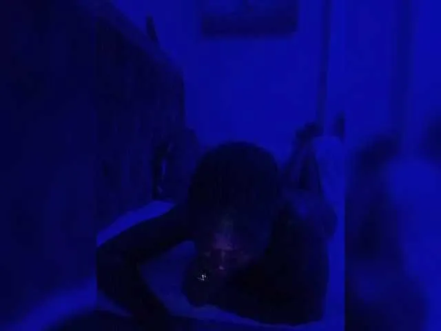 Live sex webcam photo for prettymacq #291126770