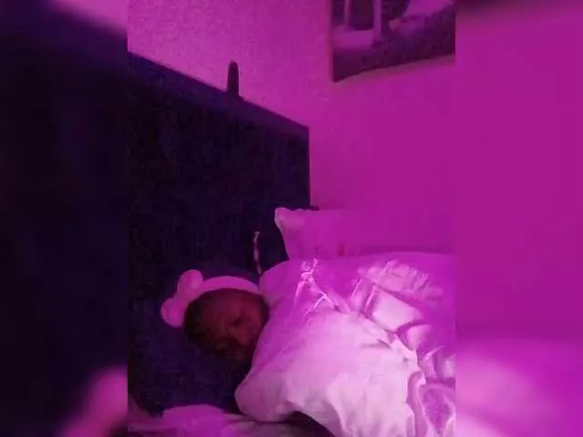Live sex webcam photo for prettymacq #291141635