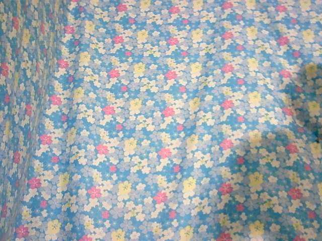 Live sex webcam photo for prettyrose2 #275551553