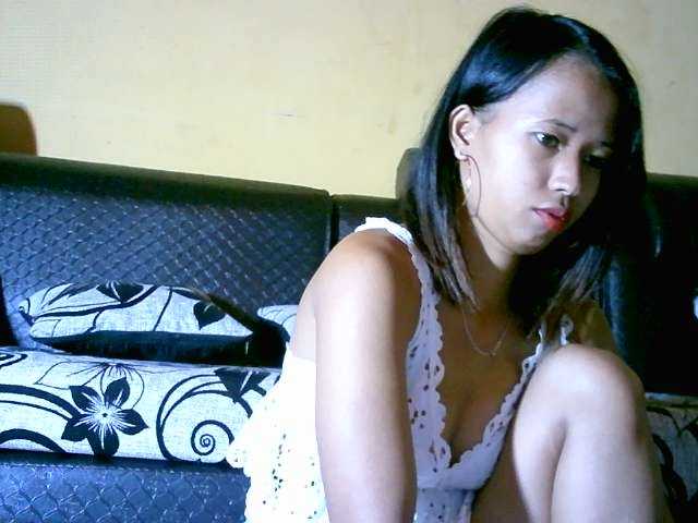 Live sex webcam photo for prettyrose2 #275589202