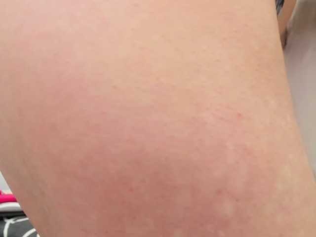 Live sex webcam photo for prettyts4u #277801354