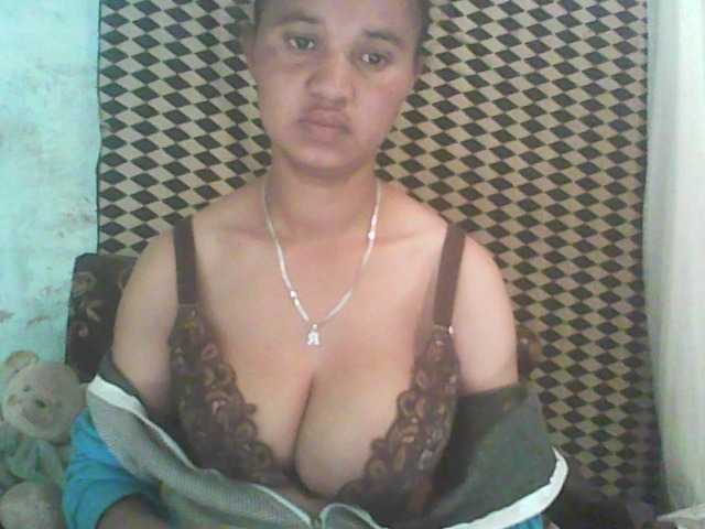 Live sex webcam photo for priab #276017760