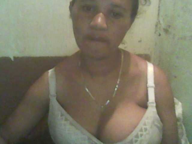 Live sex webcam photo for priab #277045017