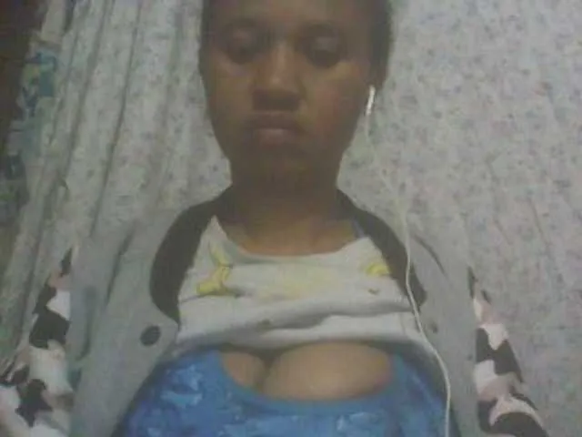 Live sex webcam photo for priab #291161153