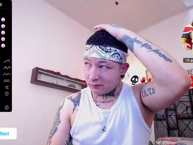 Live sex webcam photo for princeFTM #276614875