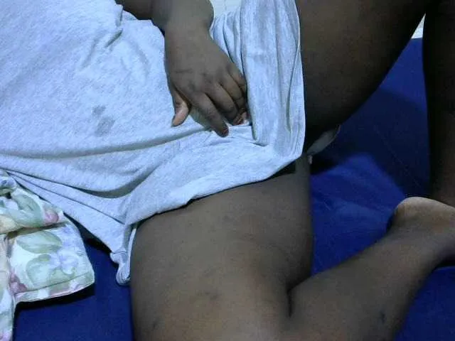 Live sex webcam photo for princess-ariah #290966022