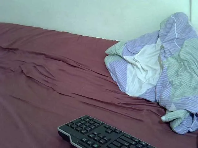 Live sex webcam photo for princess-scovia #290635447