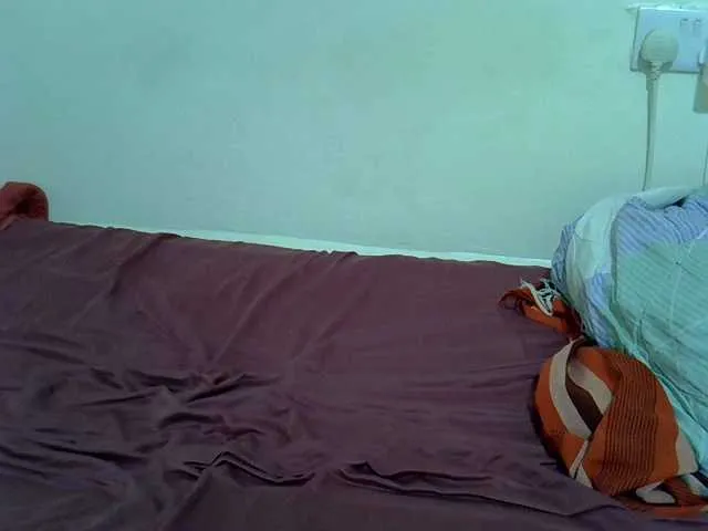 Live sex webcam photo for princess-scovia #290735018