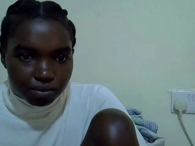 Live sex webcam photo for princess-scovia #290825702