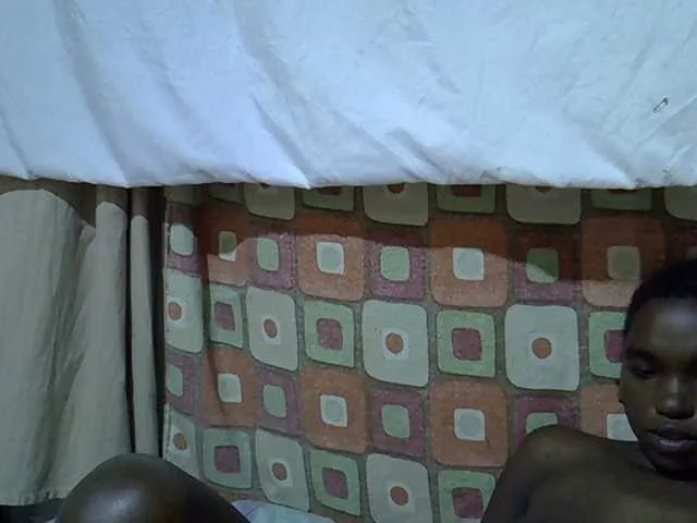 Live sex webcam photo for princess-scovia #291279940