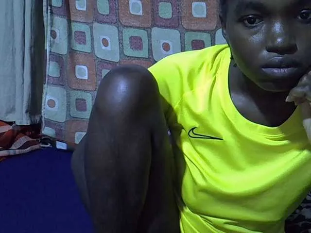 Live sex webcam photo for princess-scovia #291335178
