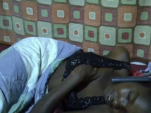 Live sex webcam photo for princess-scovia #291417382