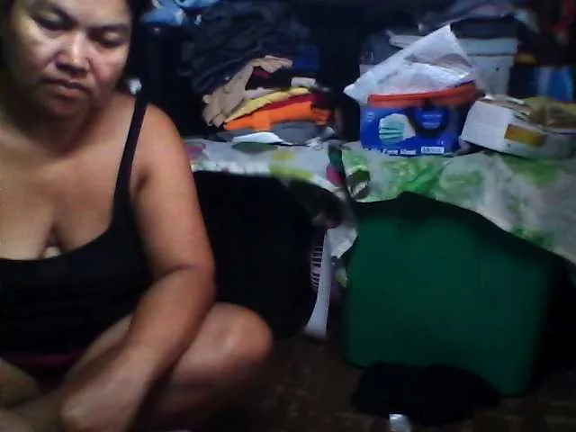 Live sex webcam photo for princess4uxx #273576070