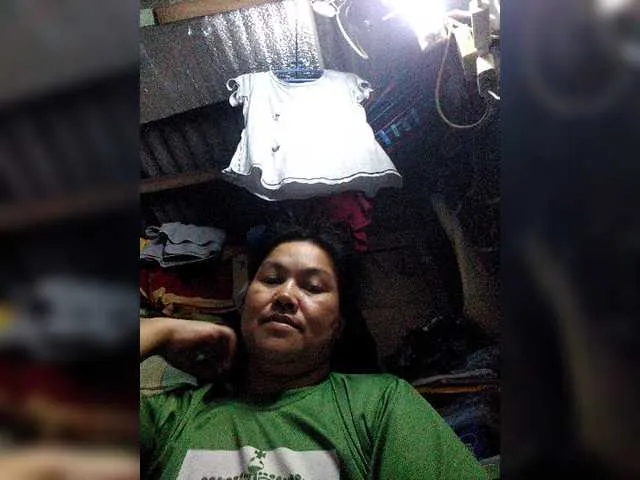 Live sex webcam photo for princess4uxx #274075572