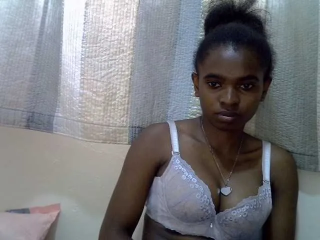 Live sex webcam photo for princessAria #291062582