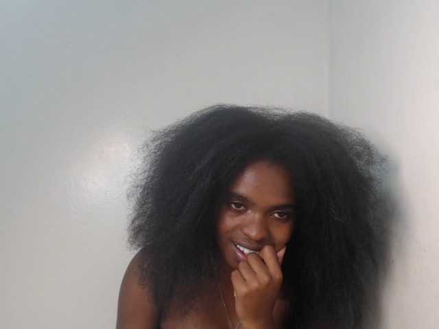 Live sex webcam photo for princessAria #291111641