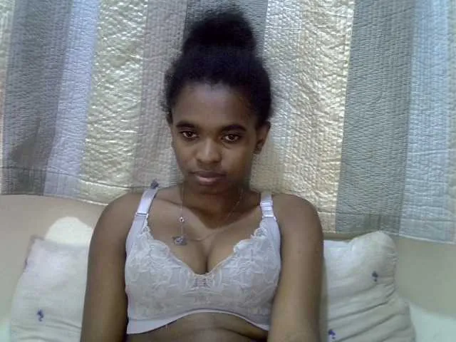 Live sex webcam photo for princessAria #291122536