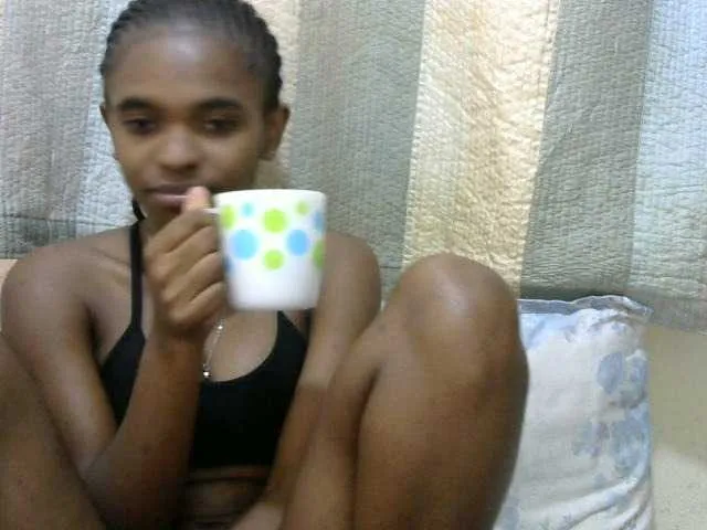Live sex webcam photo for princessAria #291438737