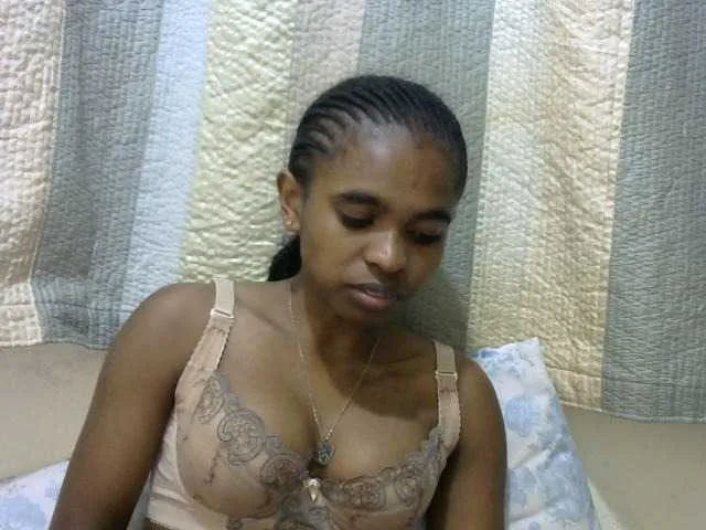 Live sex webcam photo for princessAria #291441026