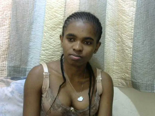 Live sex webcam photo for princessAria #291444799