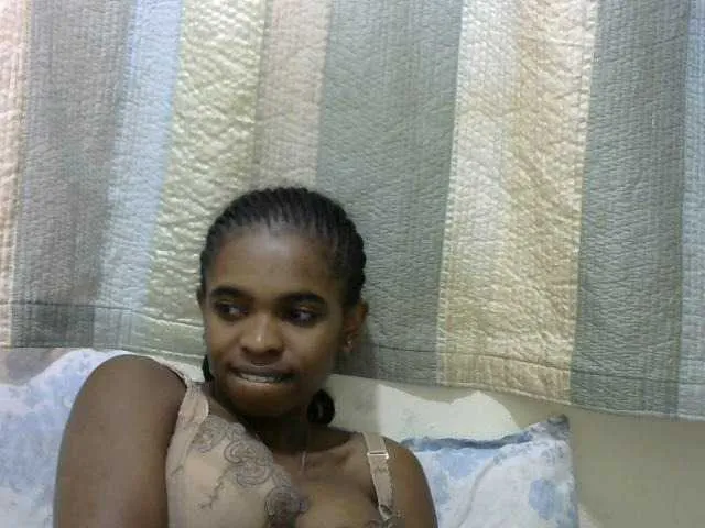 Live sex webcam photo for princessAria #291464195