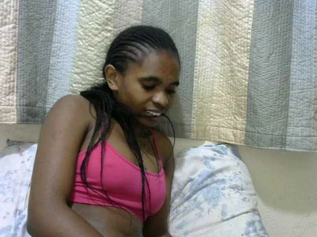 Live sex webcam photo for princessAria #291474677